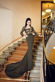 Lý Nhã Kỳ đẹp tựa nữ thần chinh phục thảm đỏ Cannes