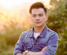 MC Danh Tùng: Trung thu đủ đầy là có đĩa hồng mẹ gọt, sự sum vầy bên mâm cỗ