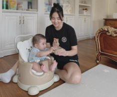 MC Mai Ngọc cho con trai mới 5 tháng tuổi ăn dặm, “tiểu thiếu gia” phát triển vượt trội ngày càng đáng yêu