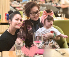 Mẹ chồng cũ của Nhật Kim Anh gửi quà quê từ Cần Thơ lên, bé Julia là cháu nội cưng dù không cùng huyết thống