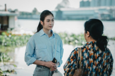 Nghi giúp việc trộm tiền, nhà tôi giả vờ đi du lịch rồi bất ngờ quay về, mở cửa liền chết lặng