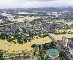 Nhà diva Mỹ Linh cách tâm lụt lịch sử 40km bị ảnh hưởng nặng: “Cố lên thương quá Thái Nguyên ơi”