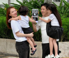Nhã Phương mang bầu lần 3: Trường Giang khoe ảnh siêu âm của em bé, quý tử 2 tuổi “lên chức” anh trai
