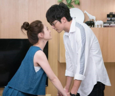 Nhận được 99 bông hồng vào lễ 20/10, tôi không chút do dự kết thúc cuộc hôn nhân 7 năm