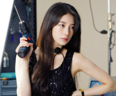 Nhan sắc của “thần đèn” Suzy khiến khán giả nguyện “bán linh hồn”: Sửa xe cũng đẹp, chấp mọi tạo hình kể cả giả trai