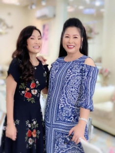 Sắc vóc tuổi trung niên rạng rỡ của cặp đôi bạn thân Hồng Đào - Hồng Vân