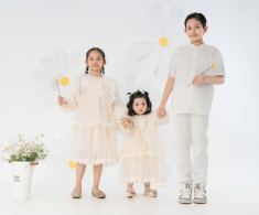 Sao Việt 24h: Khánh Thi - Phan Hiển khoe 3 “cục kim cương” pha trộn nét đẹp của bố lẫn mẹ, công chúa út “đẹp nhất nhà”