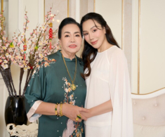 Sao Việt 24h: Mẹ Hồ Quỳnh Hương mất sau 4 tháng con gái làm đám cưới, dân tình tiếc vì bà mới bế cháu ngoại được 2 năm