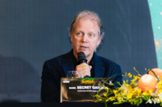 Secret Garden mang 2 tấn thiết bị tới Việt Nam, cứ đứng trên sân khấu là hồi hộp như lần đầu