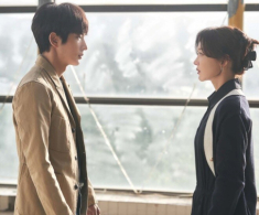 Tiệc đầy tháng con trai, chồng cũ gửi đến một tin nhắn 15 từ, tôi sợ toát mồ hôi