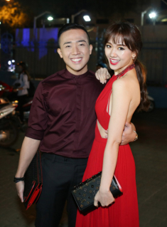 Trước Hari Won, sao Việt nào từng liều lĩnh khoe chân ngực?