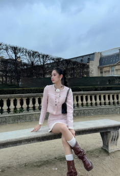 4 kiểu chân váy tối giản được nàng dâu hào môn “chọn mặt gửi vàng”, mặc thế nào cũng sang chảnh ngút ngàn