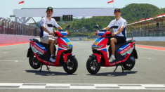 CUV e: với 3 giao diện mới đậm chất Racing khi làm xe paddock cho đội đua Honda.