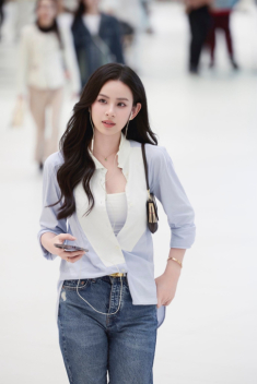 “Dâu hào môn” Hương Liên được khen khi theo trend “trạm tỷ”