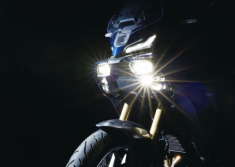 Đèn pha LED Matrix trên Yamaha Tracer 9GT – Khi ánh sáng biết ‘suy nghĩ’