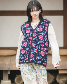 Giới trẻ theo đuổi mốt áo bà ngoại