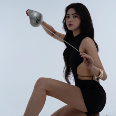 “Hoa khôi đấu kiếm” được ví như bản sao của Hoa hậu Đỗ Thị Hà, sở hữu “cặp kiếm Nhật” thon dài đẹp hút hồn