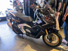 Kove ADX 180 trình làng ‘gạt giò’ Honda ADV160 với giá bán chưa đến 70 triệu Đồng