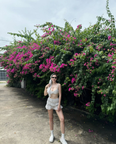 Sắc vóc tuổi tứ tuần của siêu mẫu Anh Thư