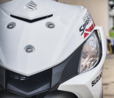 Suzuki bổ sung thêm bản bánh căm cho Smash Fi 115 Plus 2026 với giá bán gần 34 triệu Đồng