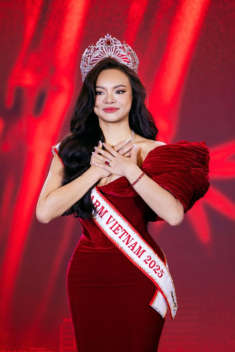 Trực tiếp Chung kết Miss Charm 2025: Ai sẽ giành được vương miện?