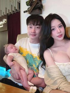 Vợ hot girl của Trọng Lân gây tranh cãi vì liên tục khoe vòng 1 sau sinh