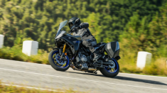 Yamaha Tracer 7 GT 2026 giờ đây cũng có Y-AMT - Bước đi nhỏ nhưng ý nghĩa lớn!