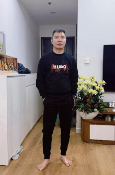 NSND Công Lý bỗng trẻ ra bất ngờ nhờ được vợ cho một thứ, dân mạng khen anh có bà xã tốt như “chĩnh vàng”