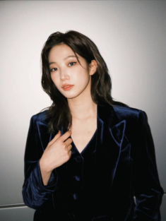 Sang năm mới, chị em thử 6 kiểu tóc trông như “con nhà giàu”, khí chất sang chảnh tăng vọt lại tôn ngũ quan hài hòa