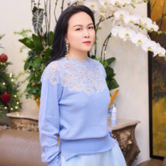 Sau 5 năm chia tay Quách Ngọc Ngoan, Phượng Chanel ở tuổi trung niên vẫn “hack” tuổi và sang chảnh