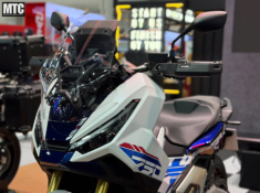 Cận cảnh Honda X-ADV 2026 vừa cập bến Thái Lan: Đổi màu, nâng tầm trải nghiệm!