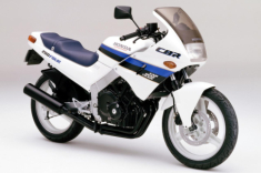Hồi ức 2 bánh - Huyền thoại Honda CBR250FOUR ra mắt năm 1986 có gì mà đốn tim dân mê xe đến vậy?
