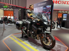 Honda CB1000GT – Khi mô tô du lịch 1.000cc không còn phải hy sinh cảm xúc lái