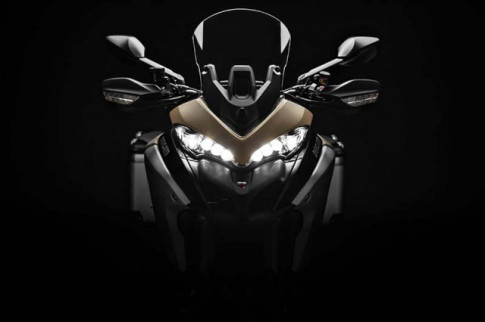 Ducati Multistrada 1260 Enduro 2019 trang bị động cơ và công nghệ mới